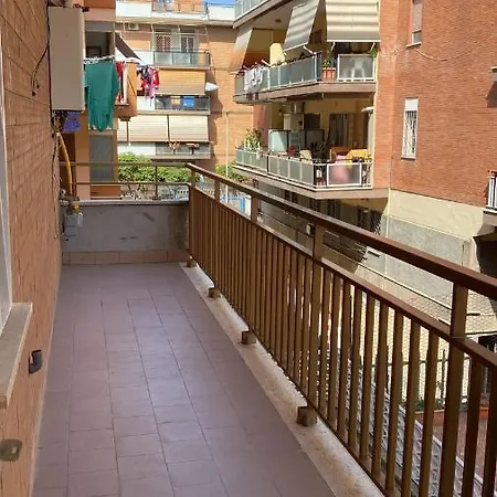 La Casa Di Antonietta Apartment *